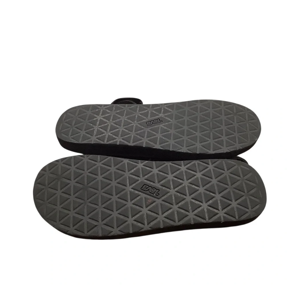 Teva Black‎ Strappy Sandals size 12